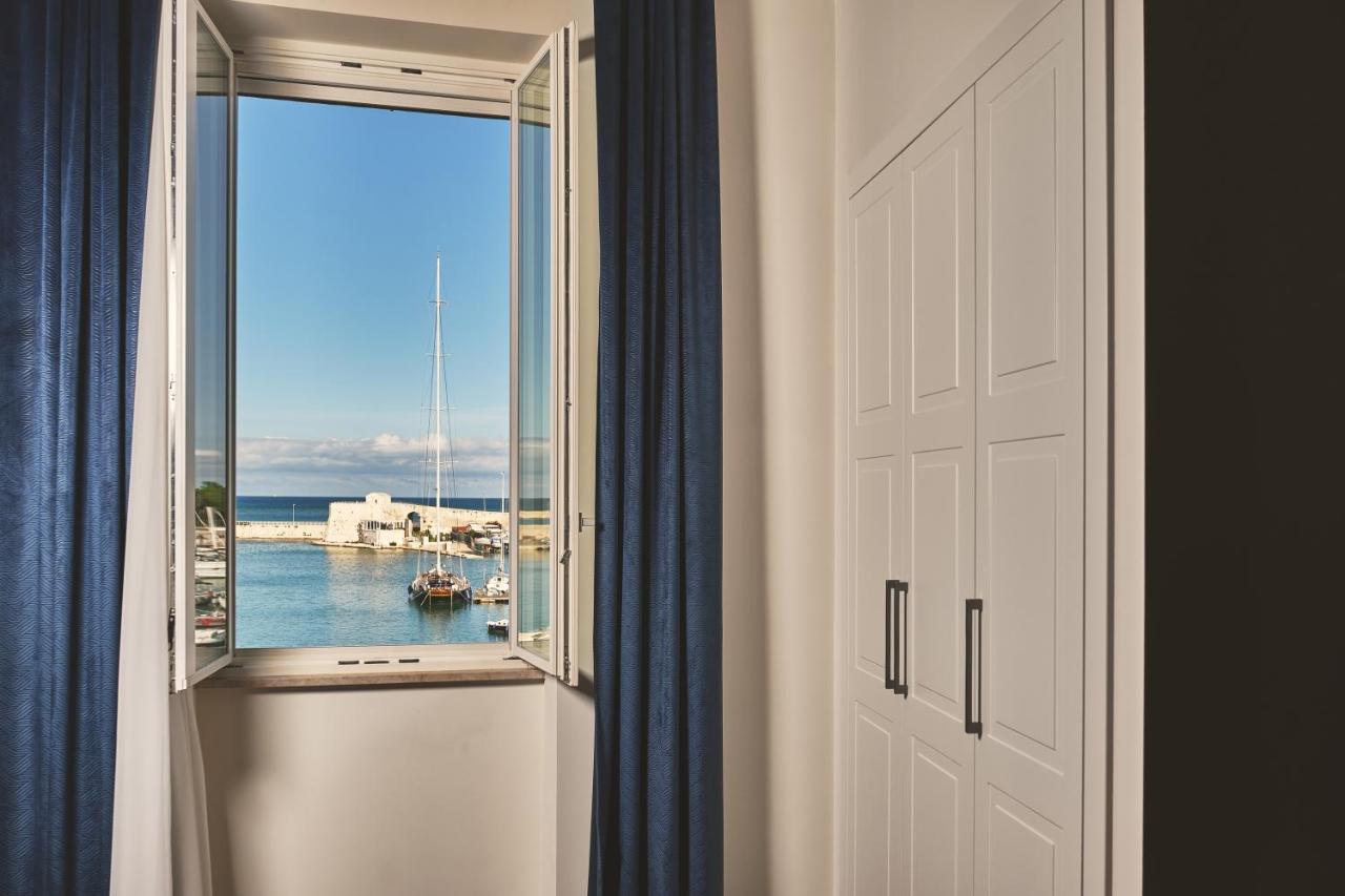 Miche Luxury Home - Appartamento Vista Mare A Трани Экстерьер фото