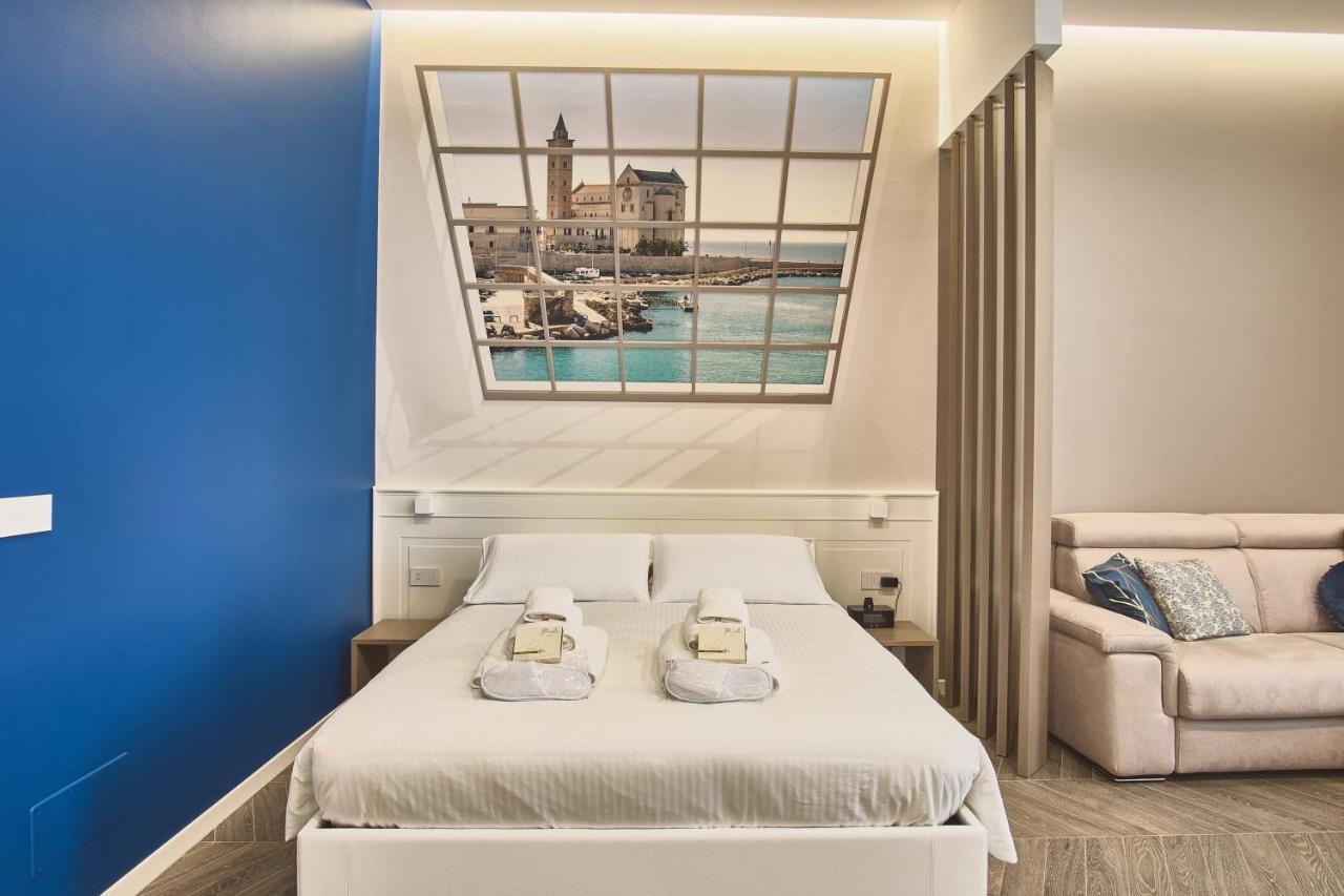 Miche Luxury Home - Appartamento Vista Mare A Трани Экстерьер фото