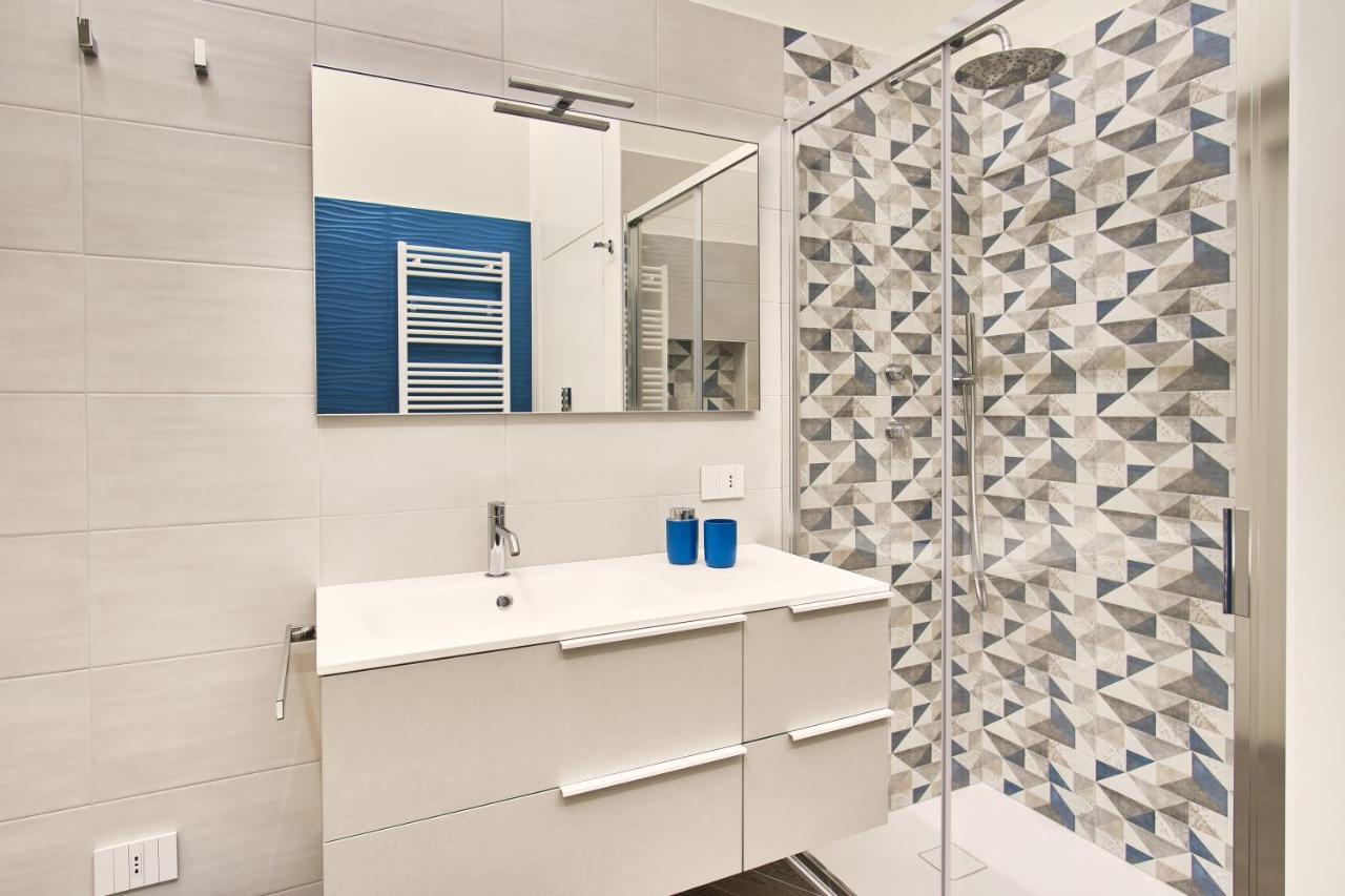 Miche Luxury Home - Appartamento Vista Mare A Трани Экстерьер фото